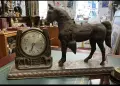 🐎 Винтидж статуетка с кон и часовник 🕰️  Елегантна винтидж статуетка с красиво изработен кон , снимка 2