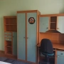 Продавам секция и легло с два матрака , снимка 1