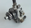 Вакуум Помпа Нисан Навара Патфайндер Nissan Navara D40 Pathfinder R51 2.5DCI OEM 14650eb300, снимка 1