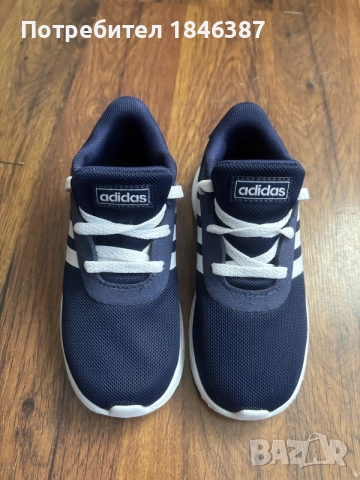 Детски маратонки Adidas 27 номер, снимка 2 - Детски маратонки - 55515976
