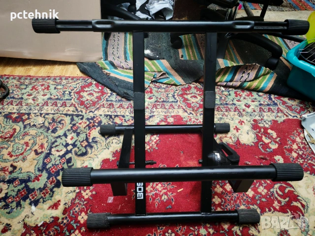 BOSS BAS-1 Amp Stand – Сгъваема стойка за усилвател