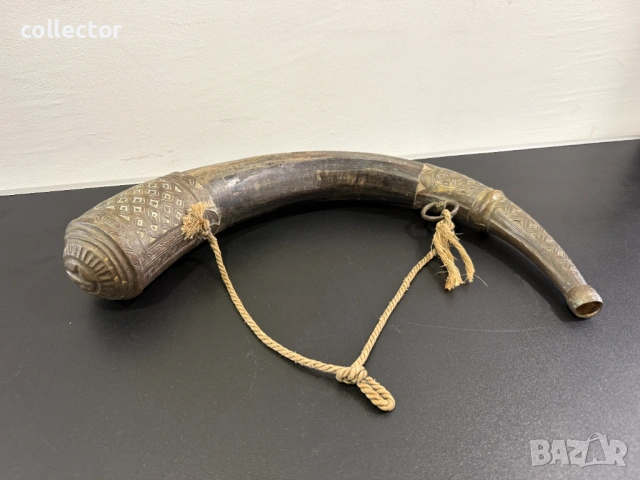 Голяма автентична барутница от рог. №8141, снимка 4 - Антикварни и старинни предмети - 54331255