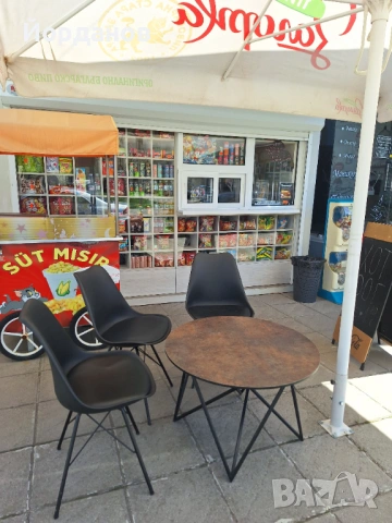 Маса с четири стола , снимка 6 - Маси - 54322105