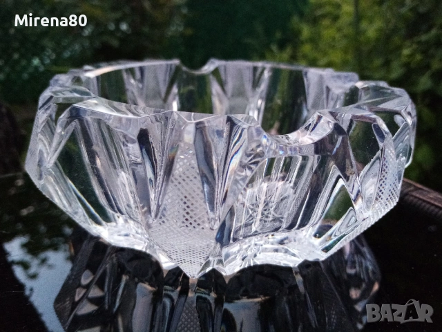 Масивен кристален пепелник, снимка 3 - Антикварни и старинни предмети - 54497071