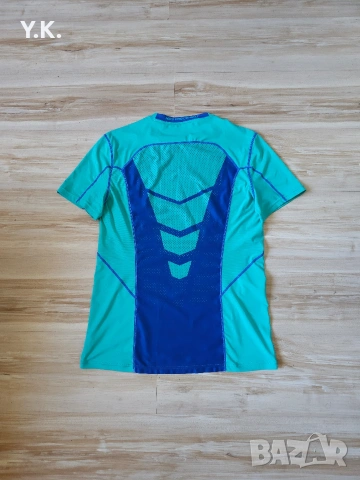 Оригинална мъжка тениска Nike Pro Combat Dri-Fit Hypercool, снимка 3 - Тениски - 54615036