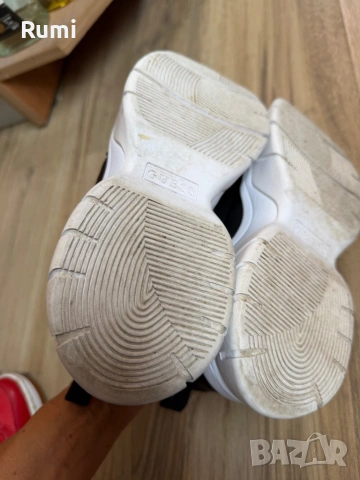 Дамски дамски елегантни черни обувки Guess! 40 н, снимка 8 - Маратонки - 54637225