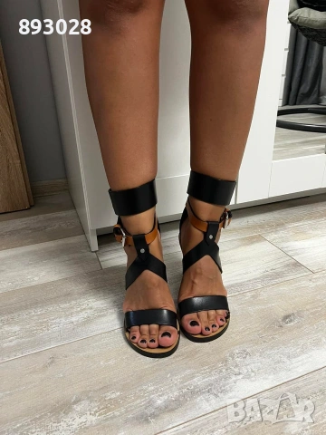 Уникални Isabel Marant , снимка 2 - Дамски елегантни обувки - 55165498