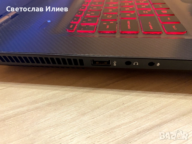   HP Omen Gaming Laptop 17.3" | i5 | GTX 1060 | 8GB | 1TB | 75Hz, снимка 12 - Лаптопи за дома - 53963529