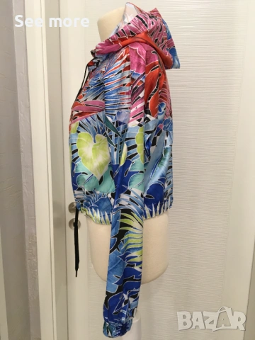Nike palm tree jungle rain forest дамска ветровка, снимка 3 - Спортни екипи - 54353945