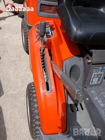 Тракторна косачка Husqvarna R 316T, снимка 9 - Градинска техника - 55330926