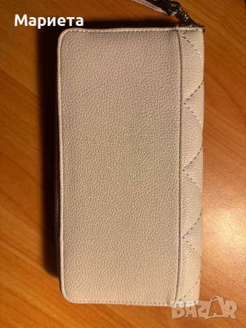 Дамско портмоне Guess, снимка 2 - Портфейли, портмонета - 54021162