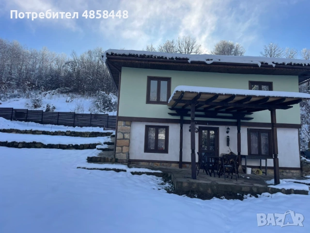 Продавам уютна, напълно реновирана и обзаведена къща в Еленския балкан - с.Палици , до язовир, снимка 2 - Къщи - 54929502