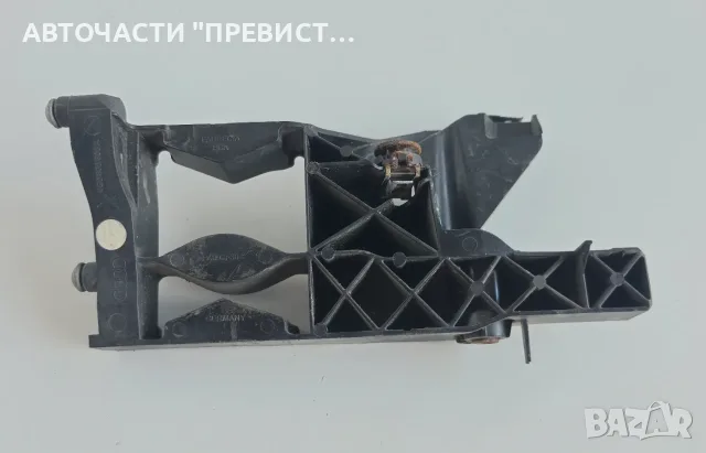 Десен Държач Фар Ауди А6 Ц7 Audi A6 C7 2011-2018 OEM 4g0805608a