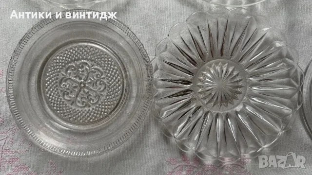Ретро лот стъклени чинийки / розетки – 8 бр. (Винтидж и антик пресовано стъкло), снимка 3 - Антикварни и старинни предмети - 55682476