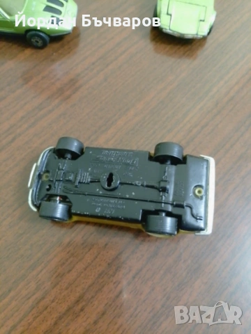 стари метални колички Matchbox made in Bulgaria, снимка 5 - Колекции - 54220892