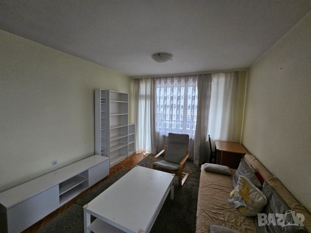 Дава се под наем 2-стаен тухлен апартамент в кв. Дървеница, София