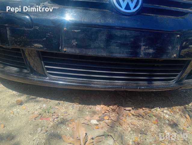 Предна броня за VW Golf Mk5 2006, снимка 6 - Части - 54249045