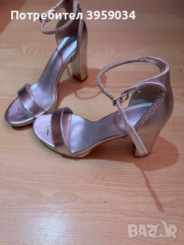 РАЗПРОДАЖБА, снимка 16 - Рокли - 54198943