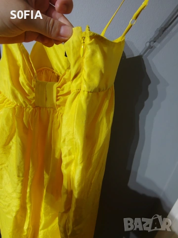 Френска жълта копринена рокля Tara Jarmon , снимка 2 - Рокли - 54025096