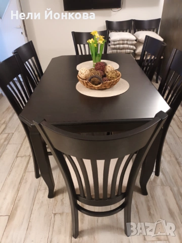 Разтегателна маса и 8 стола