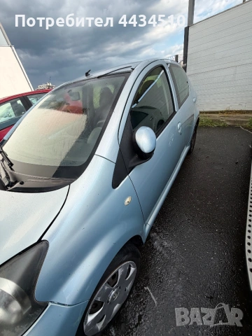 Toyota Aygo 1.0, снимка 5 - Автомобили и джипове - 54662583