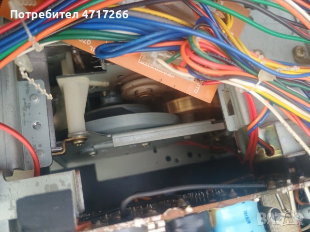 Hitachi D-900 3 Head Cassette Deck, снимка 11 - Декове - 54086063