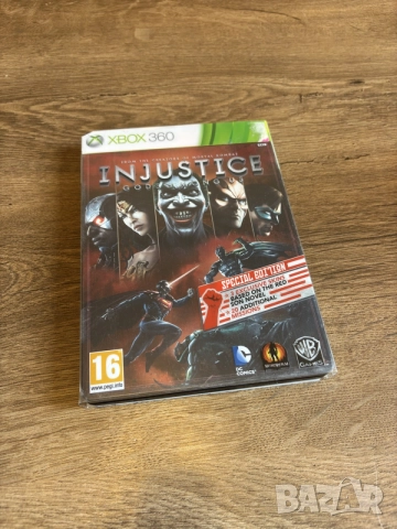 Injustice Gods Among Us за XBOX 360 Колекционерско Издание 