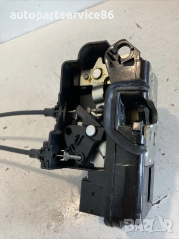 Заключващ механизъм за предна лява врата за Chevrolet Captiva 2.0 Vcdi (2010), снимка 2 - Части - 54618368