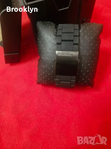 Продава се нов мъжки часовник Diesel, снимка 7 - Мъжки - 55663712