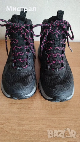 Нови туристически The North Face, 37 номер, снимка 3 - Спортна екипировка - 54017872
