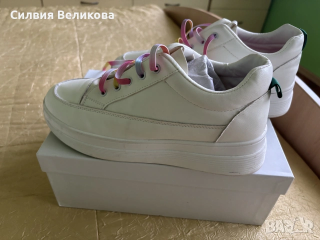 Дамски спортни обувки, снимка 3 - Маратонки - 55244179
