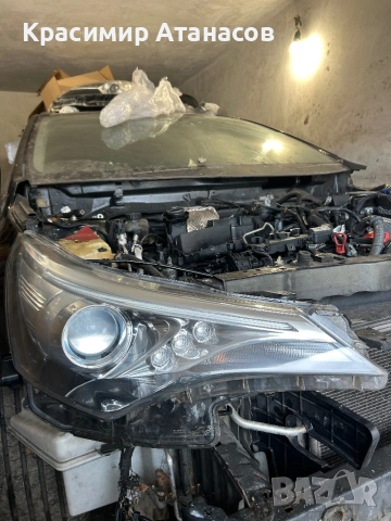 Фар десен  за Тойота Авенсис T27. Фейс 2016-2019г