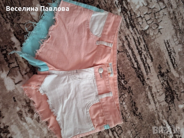 Продавам къси дънки, снимка 13 - Дънки - 54856483