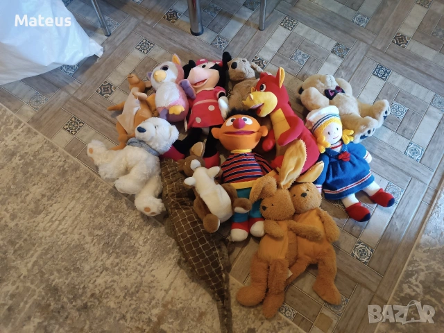 Големи плюшени играчки
