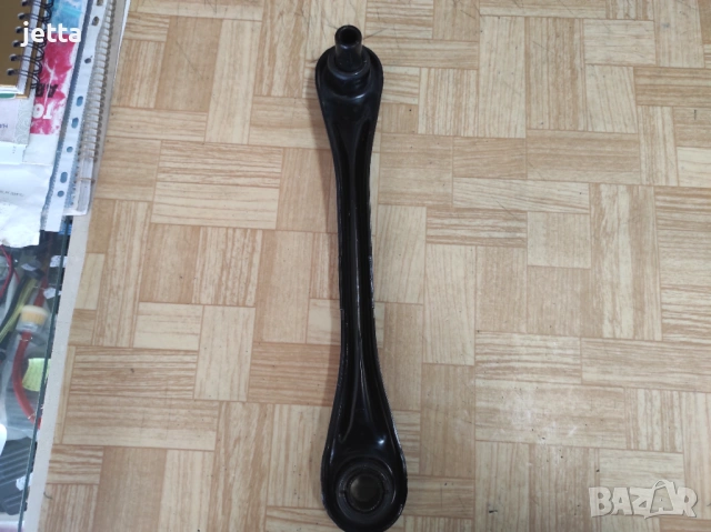 Задна щанга носач за Мазда 323 след 1986г- b09228600