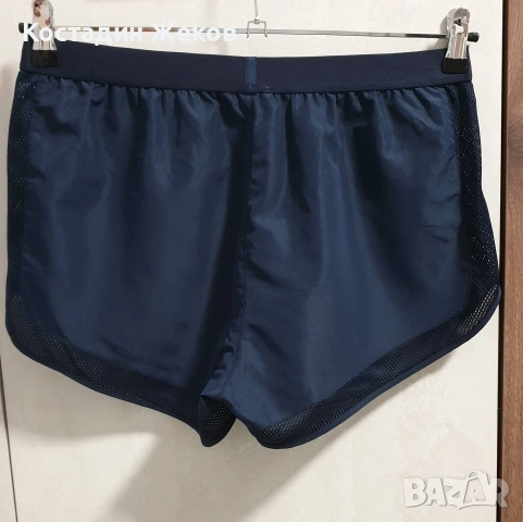 Дамски оригинални къси панталонки. TOMMY HILFIGER , снимка 2 - Къси панталони и бермуди - 55072821