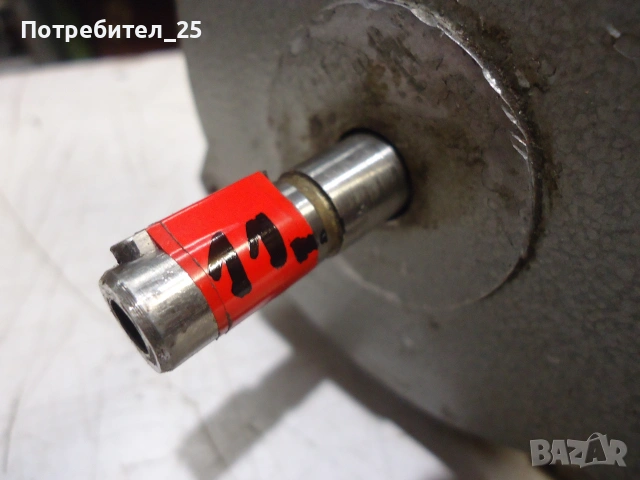 Трифазен ел. мотор 0,25 KW - 2800 об/мин., снимка 3 - Електродвигатели - 55054504