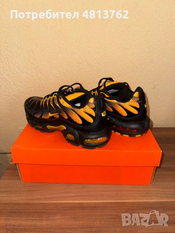Nike Air Max Plus TN, снимка 2 - Маратонки - 54378926