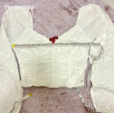 Лот от Guess топ с дантела, два плетени топа и мека къса кожена пола, Хс