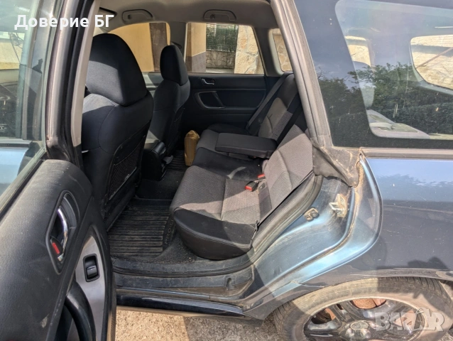 Subaru Legacy 2.0 Газ/Бензин 4х4 Комби 2003г., снимка 7 - Автомобили и джипове - 54769008