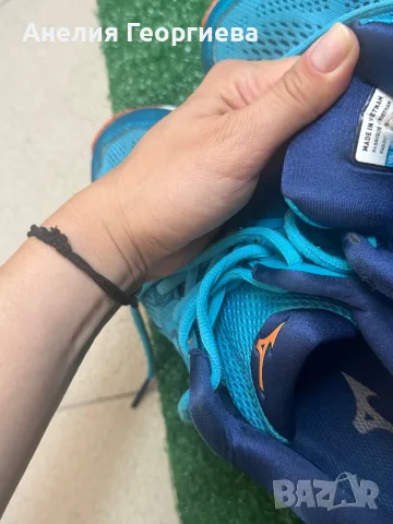 Дамски маратонки Mizuno, снимка 5 - Маратонки - 55592404