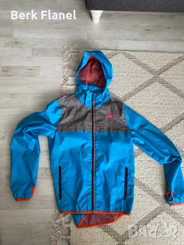 Детска ветровка на Puma