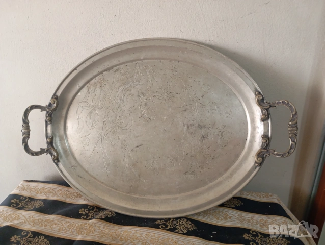 Посребрена викторианска табла,поднос