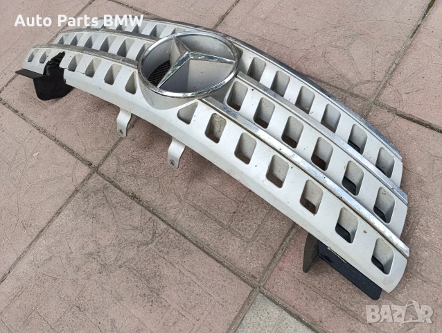 Решетка предна броня Mercedes ML W164 Ml280 ML320 ML350 ML500 Решетка Мерцедес МЛ W164 , снимка 3 - Части - 54635916