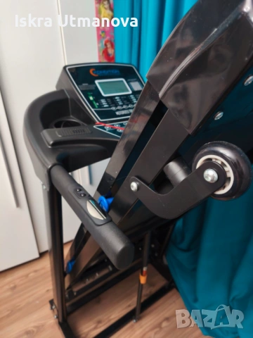 Сгъваема бягаща пътека Kondition HM-8900 ULTRA, снимка 4 - Фитнес уреди - 53983389