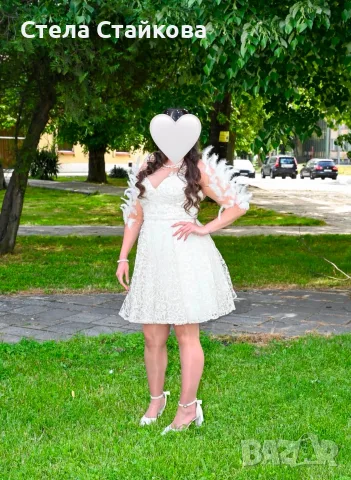 Красива рокля с пера 