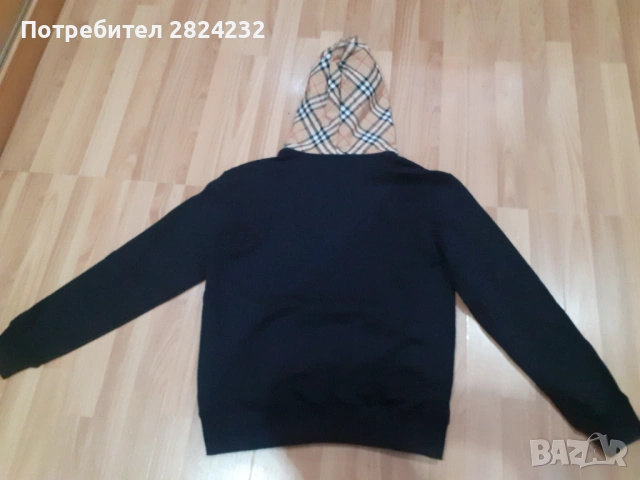 Суитчър на BURBERRY , снимка 2 - Суичъри - 54364391