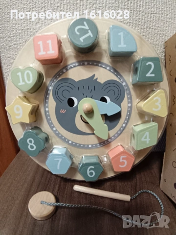 Дървен светещ часовник Мече за сортиране на форми и низанка.