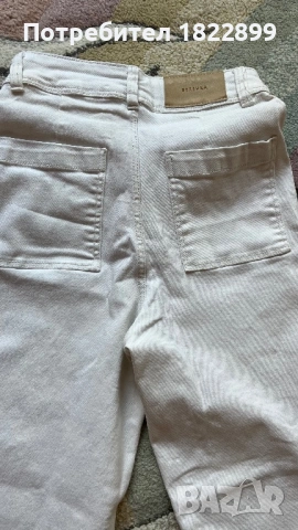 Детски бели дънки тип чарлстон BERSHKA, снимка 2 - Детски комплекти - 54451366