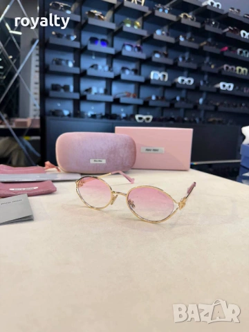 Miu Miu Нови Дамски Слънчеви Очила Миу Миу с Кутия Различни Цветове